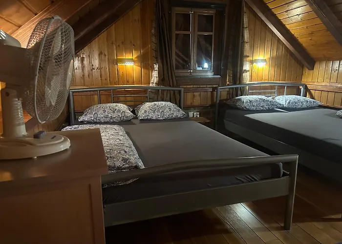 Cottage Plavi Lav Potok